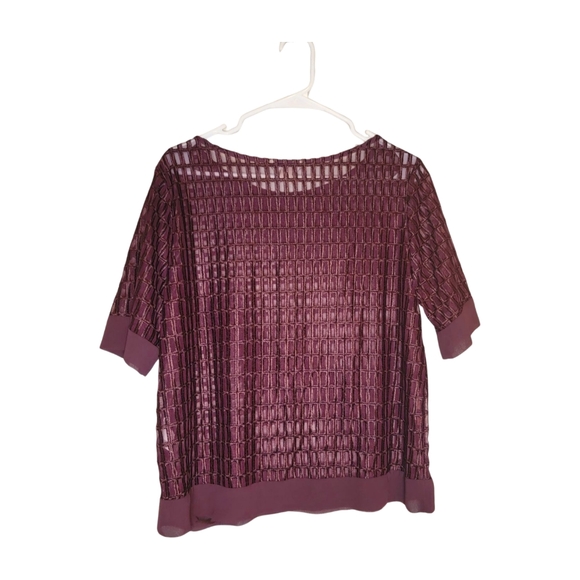 Banana Republic Tops - Banana Republic Women's Short Sleeve Burgandy top size M